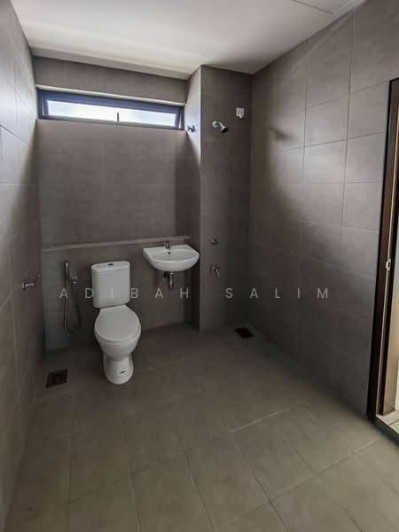 Terraced House for Sale in Klang (Selangor) - Adibah Salim - Bathroom - PropertyGuru.com.my