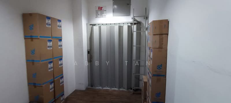 Gudang untuk Dijual di Shah Alam (Selangor) - Abby Tan - Corridor - PropertyGuru.com.my
