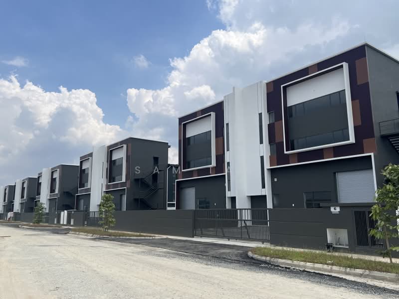 Kilang untuk Disewa di Bandar Puncak Alam (Puncak Alam) - Sam Tan - Exterior - PropertyGuru.com.my