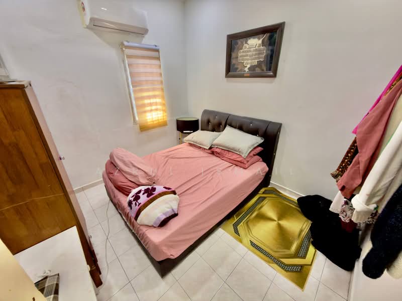 Rumah Teres 2 Tingkat untuk Dijual di Selayang (Selangor) - Azrul Ismail - Bedroom - PropertyGuru.com.my