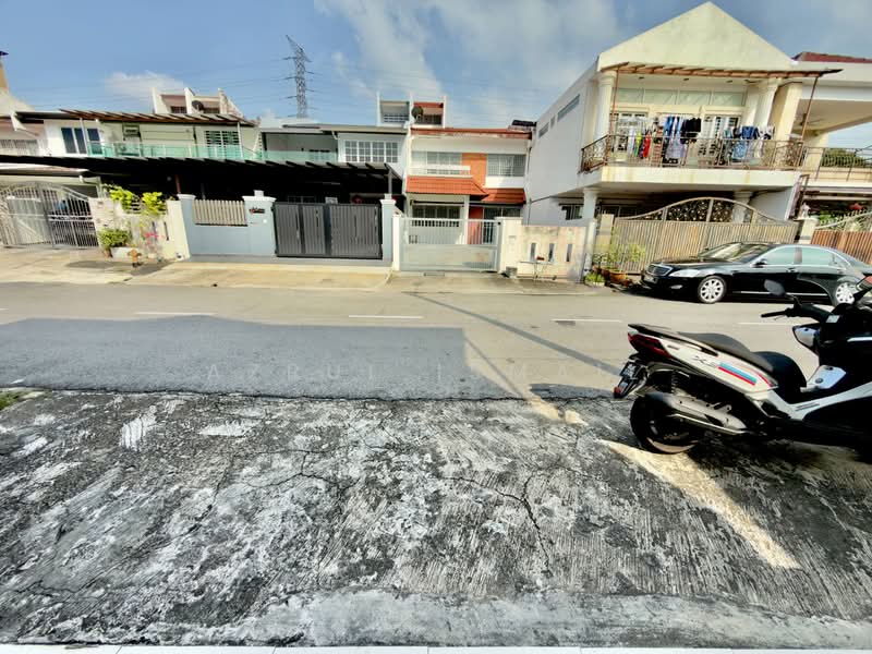 Rumah Teres 2 Tingkat untuk Dijual di Selayang (Selangor) - Azrul Ismail - PropertyGuru.com.my