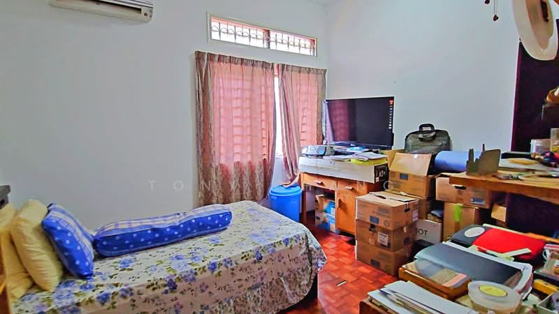 Rumah Berkembar untuk Dijual di Damansara Heights (Kuala Lumpur) - Tony Chang - Bedroom - PropertyGuru.com.my