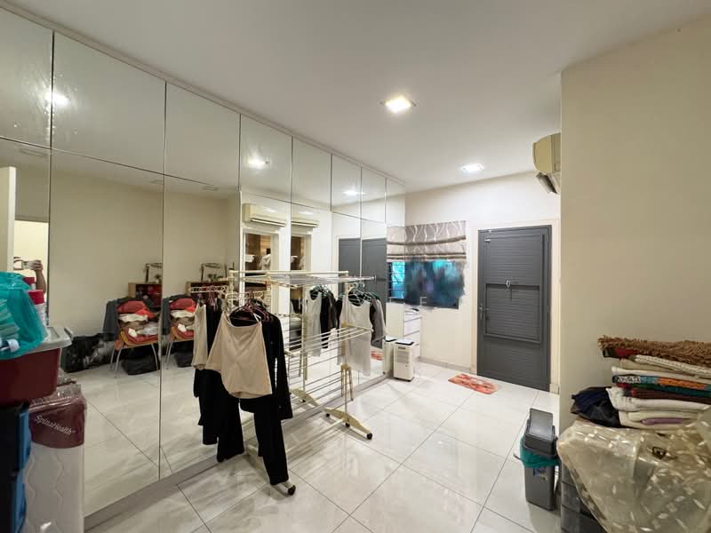 3-storey Terraced House for Sale in Taman Esplanad (Bukit Jalil) - CK Yee - PropertyGuru.com.my