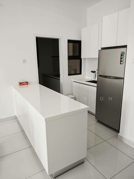 Kondominium untuk Dijual di Vertu Resort - Jocelyn Neoh - Kitchen - PropertyGuru.com.my