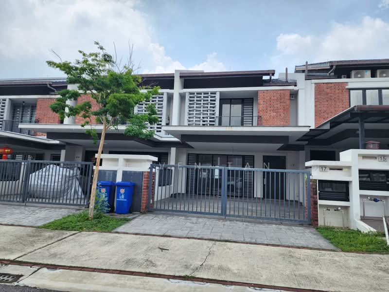 Rumah Teres 2-Tingkat untuk Dijual di U16, Elmina Gardens (Shah Alam) - Steven Tan - Exterior - PropertyGuru.com.my