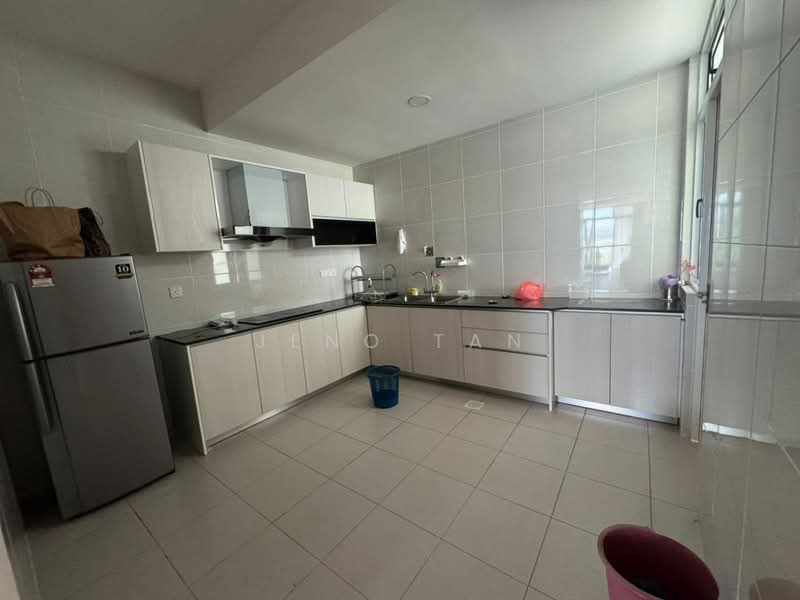 Kondominium untuk Disewa di The Ryegates 3 - Jeno Tan - Kitchen - PropertyGuru.com.my