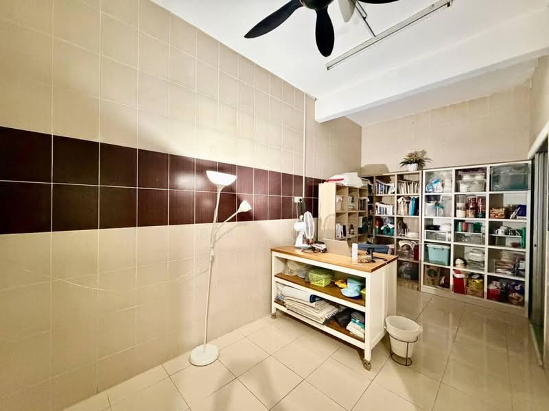 Rumah Kluster untuk Dijual di Jenjarom (Selangor) - Adibah Salim - Study - PropertyGuru.com.my