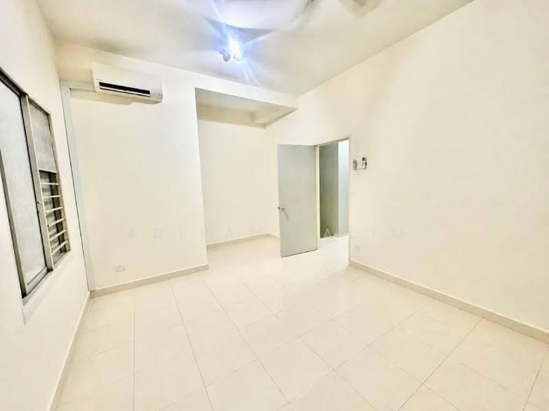 Rumah Kluster untuk Dijual di Jenjarom (Selangor) - Adibah Salim - Interior - PropertyGuru.com.my
