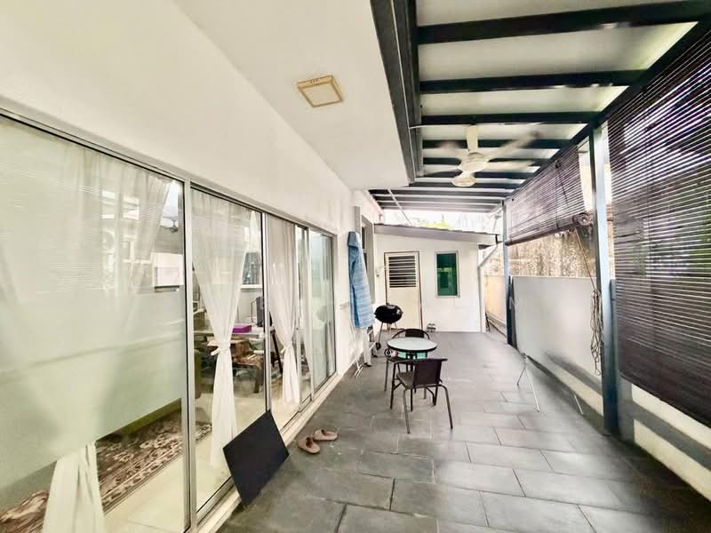 Rumah Kluster untuk Dijual di Jenjarom (Selangor) - Adibah Salim - Balcony - PropertyGuru.com.my