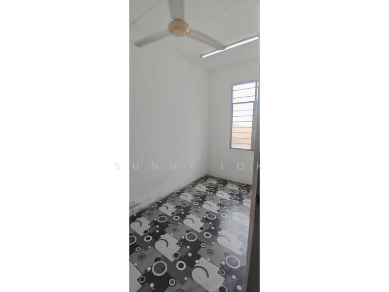 1-storey Terraced House for Rent in Taman Merak (Simpang Ampat) - Sunny Lok - Interior - PropertyGuru.com.my