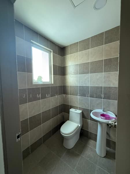 Rumah Teres 2 Tingkat untuk Dijual di Kuching (Sarawak) - Jimmyy Chin - Bathroom - PropertyGuru.com.my