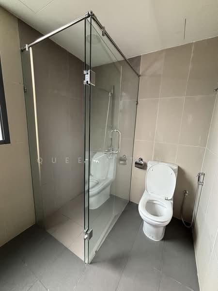 Service Residence for Rent at Serviced Residence @ KL Trillion - Queena Tang - Bathroom - PropertyGuru.com.my