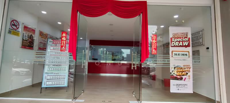 Shop for Rent in Bayan Lepas (Penang) - Hong . - Exterior - PropertyGuru.com.my