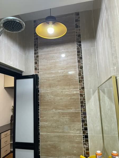 Rumah Teres 3-Tingkat untuk Dijual di Teluk Kumbar (Penang) - Chris Ooi - Bathroom - PropertyGuru.com.my