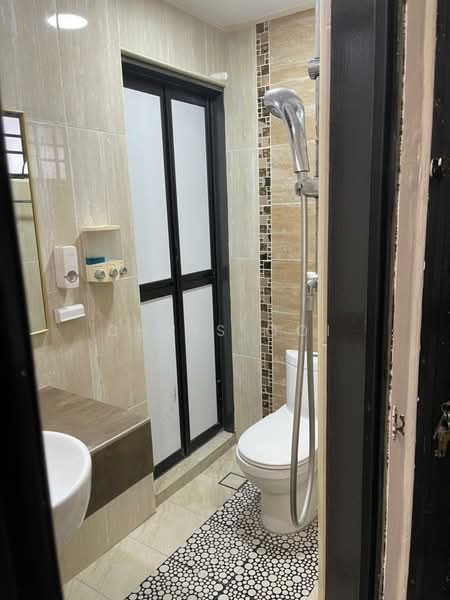 Rumah Teres 3 Tingkat untuk Dijual di Telok Kumbar (Penang) - Chris Ooi - Bathroom - PropertyGuru.com.my