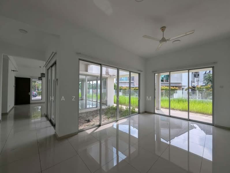 2-storey Terraced House for Rent in Alam Impian (Shah Alam) - Hazeman Omar - Living Room - PropertyGuru.com.my