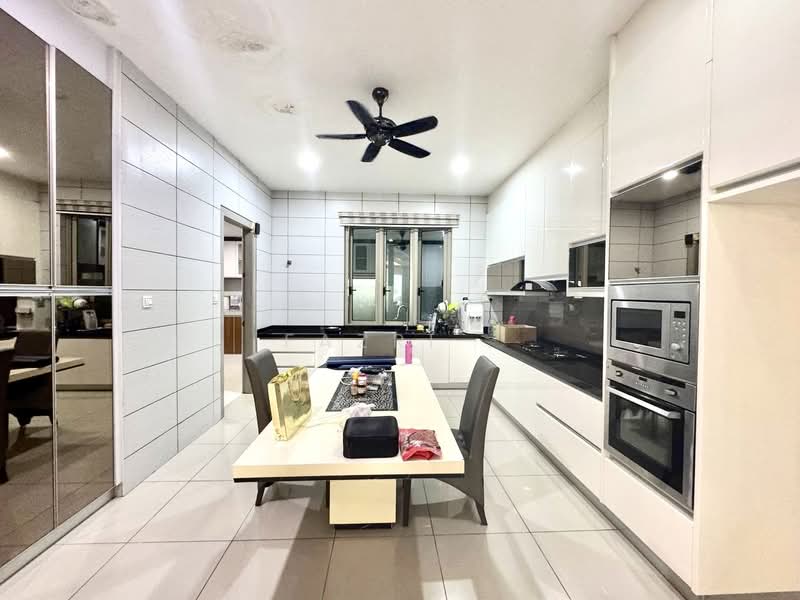 Rumah Berkembar untuk Dijual di Taman Bukit Serdang (Seri Kembangan) - Fazri . - PropertyGuru.com.my