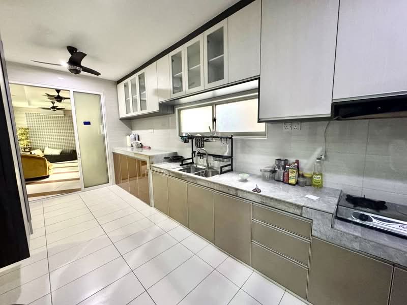 Rumah Berkembar untuk Dijual di Taman Bukit Serdang (Seri Kembangan) - Fazri . - PropertyGuru.com.my
