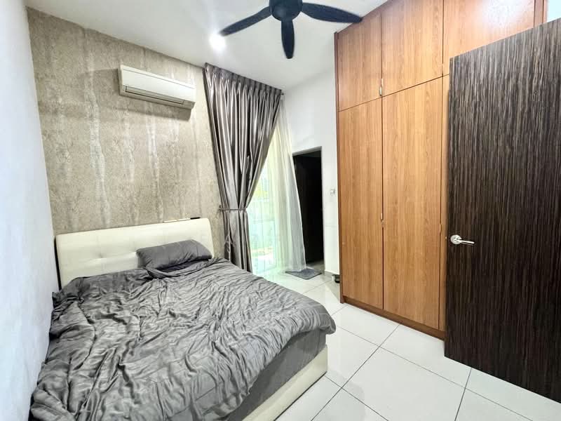Rumah Berkembar untuk Dijual di Taman Bukit Serdang (Seri Kembangan) - Fazri . - PropertyGuru.com.my
