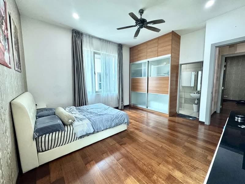 Rumah Berkembar untuk Dijual di Taman Bukit Serdang (Seri Kembangan) - Fazri . - PropertyGuru.com.my