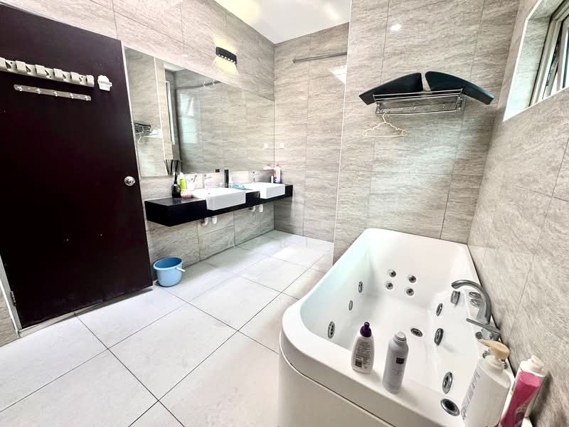 Rumah Berkembar untuk Dijual di Taman Bukit Serdang (Seri Kembangan) - Fazri . - PropertyGuru.com.my