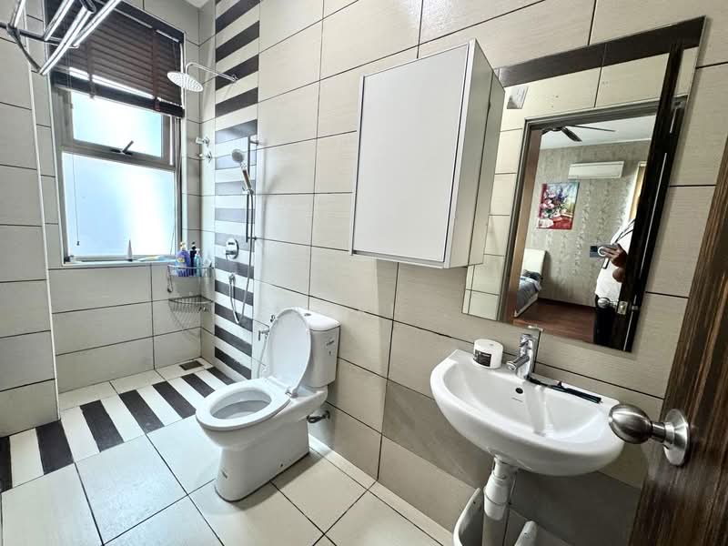 Rumah Berkembar untuk Dijual di Taman Bukit Serdang (Seri Kembangan) - Fazri . - PropertyGuru.com.my