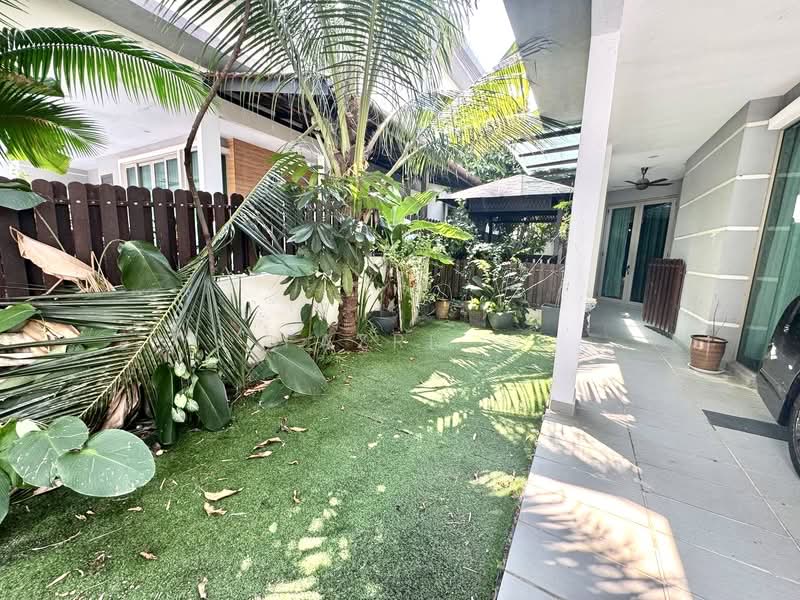 Rumah Berkembar untuk Dijual di Taman Bukit Serdang (Seri Kembangan) - Fazri . - PropertyGuru.com.my