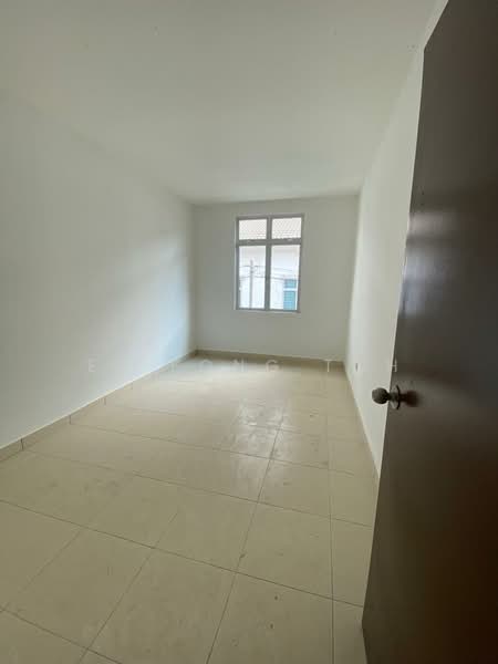 2.5-storey Terraced House for Sale in Taman Scientex Senai (Senai) - Ee Fong Toh - Interior - PropertyGuru.com.my