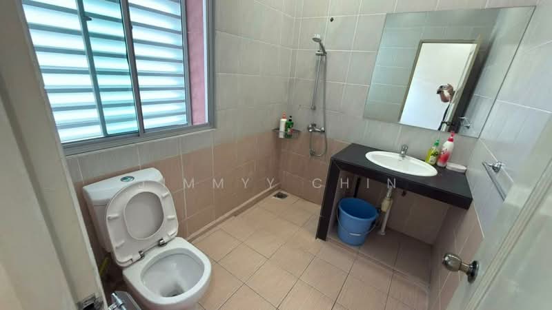 Rumah Teres 2 Tingkat untuk Dijual di Kuching (Sarawak) - Jimmyy Chin - Bathroom - PropertyGuru.com.my