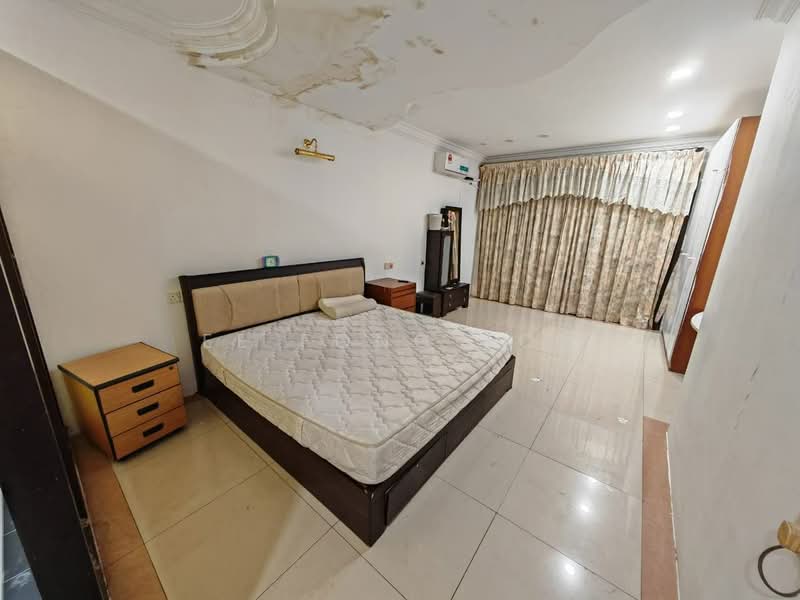 Rumah Teres 2 Tingkat untuk Dijual di Taman Ungku Tun Aminah (Skudai) - Ee Fong Toh - Bedroom - PropertyGuru.com.my