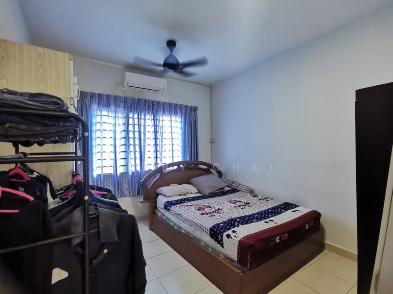 Pangsapuri untuk Dijual di Impian Titanium - Debby Chai - Bedroom - PropertyGuru.com.my