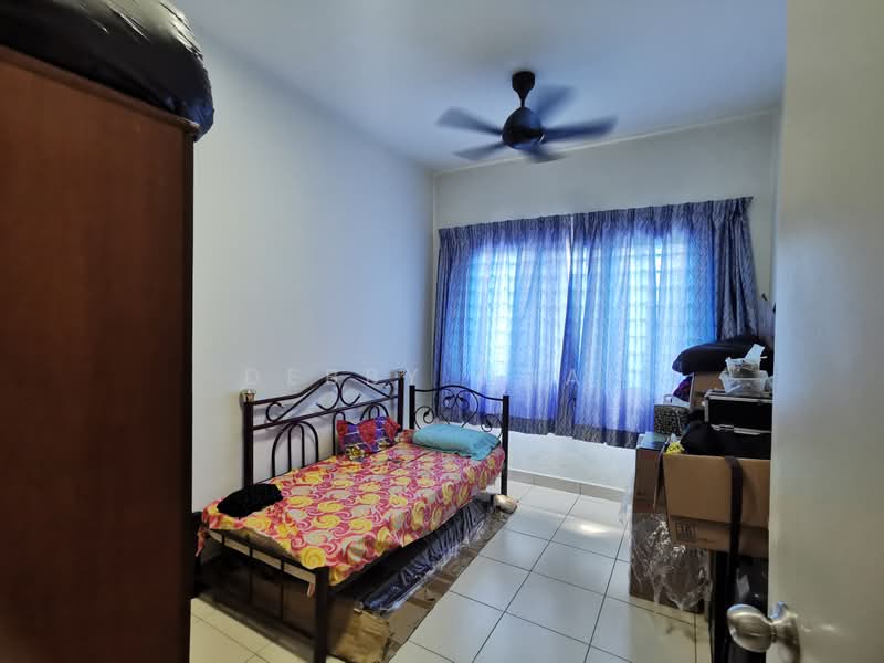 Pangsapuri untuk Dijual di Impian Titanium - Debby Chai - Bedroom - PropertyGuru.com.my