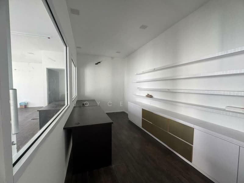 Shop / Office for Rent in Bukit Tambun (Simpang Ampat) - Joyce Lee - Interior - PropertyGuru.com.my