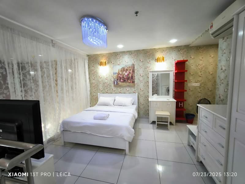 Service Residence for Sale at De Centrum Residences - Jean Mun Mah - Bedroom - PropertyGuru.com.my