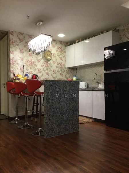 Service Residence for Sale at De Centrum Residences - Jean Mun Mah - Kitchen - PropertyGuru.com.my