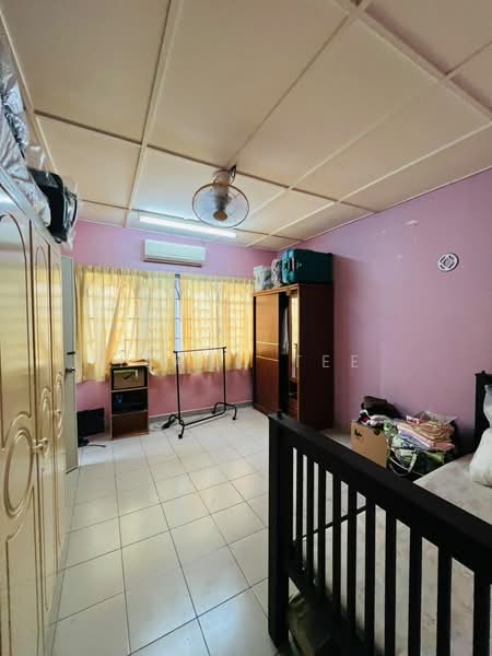 2-storey Terraced House for Sale in Bukit Antarabangsa (Ulu Kelang) - Isaac Tee - Bedroom - PropertyGuru.com.my