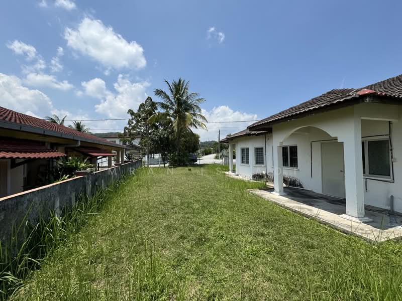 Rumah Banglo untuk Dijual di Taman Rasah Kemayan (Rasah) - Imran Ismadi - Exterior - PropertyGuru.com.my