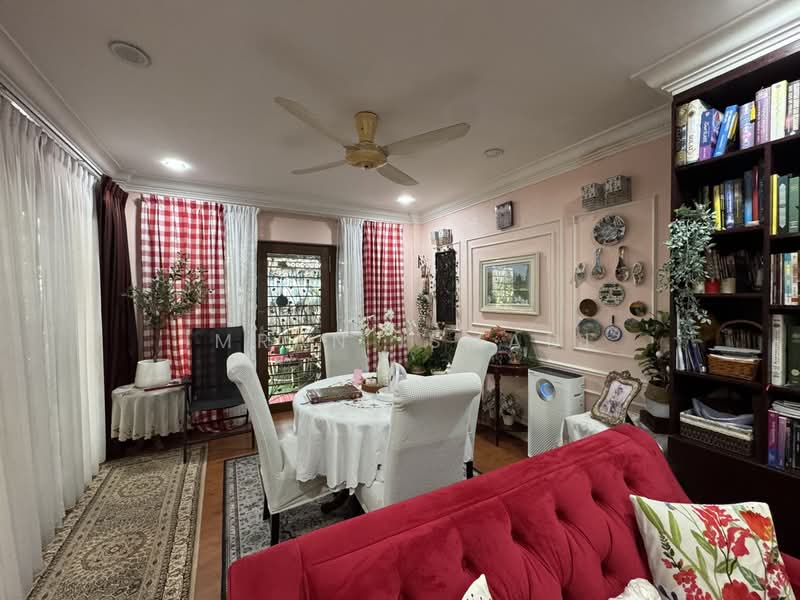 Rumah Teres 2 Tingkat untuk Dijual di Taman Cempaka (Ampang) - Imran Ismadi - Dining Room - PropertyGuru.com.my