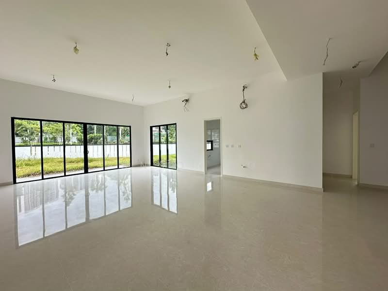 Semi-Detached House for Sale in Kota Damansara (Selangor) - Anson Ng - Living Room - PropertyGuru.com.my