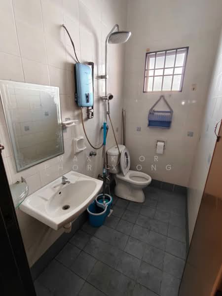 2-storey Terraced House for Rent in Setia Indah (Setia Alam) - Max Khor Phor xiong - Bathroom - PropertyGuru.com.my
