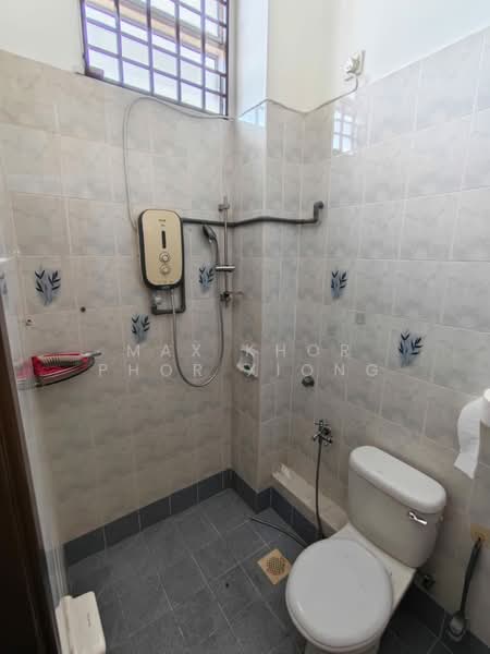 2-storey Terraced House for Rent in Setia Indah (Setia Alam) - Max Khor Phor xiong - Bathroom - PropertyGuru.com.my