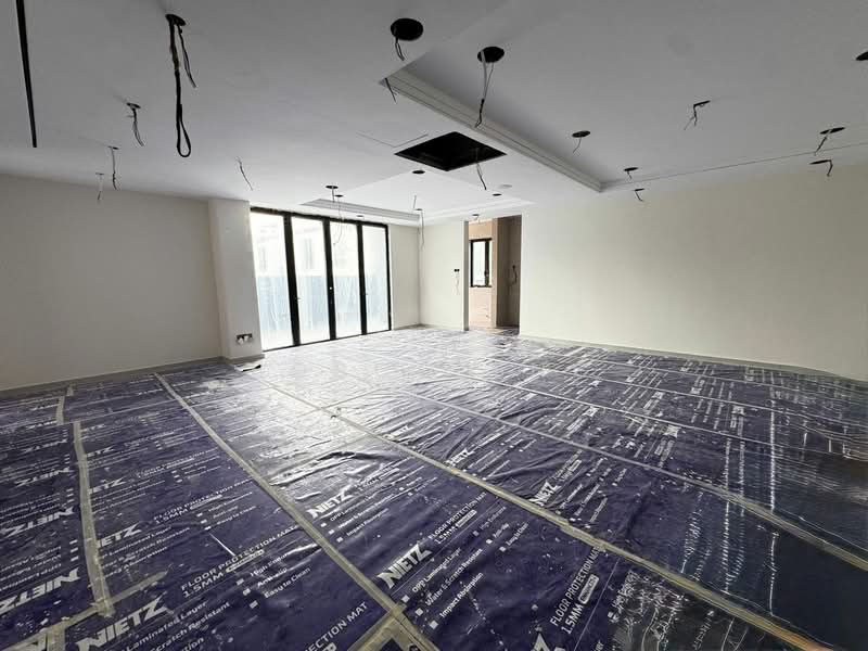Semi-Detached House for Sale in Taman Mount Austin (Tebrau) - Bosco Eng - Living Room - PropertyGuru.com.my