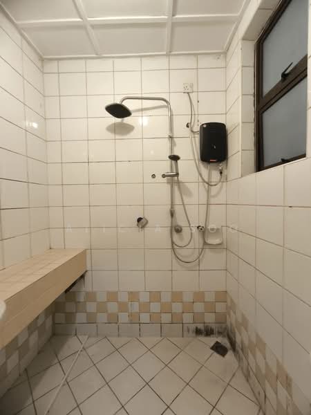 Condominium for Rent at Armanee - Alicia Soo - Bathroom - PropertyGuru.com.my