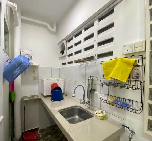Flat for Sale at Sanctuary Court - Sr. Helen Teoh - Kitchen - PropertyGuru.com.my