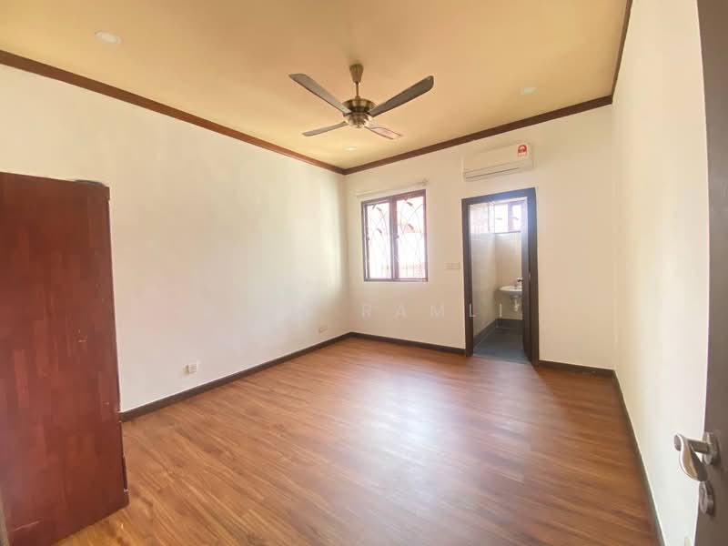 2-storey Terraced House for Rent in Bukit Jelutong (Shah Alam) - Aida Ramli - PropertyGuru.com.my