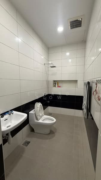 Rumah Teres 1.5 Tingkat untuk Disewa di Taman Impian Emas (Skudai) - Edward Siow - Bathroom - PropertyGuru.com.my