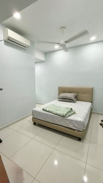 Rumah Teres 1.5 Tingkat untuk Disewa di Taman Impian Emas (Skudai) - Edward Siow - Bedroom - PropertyGuru.com.my