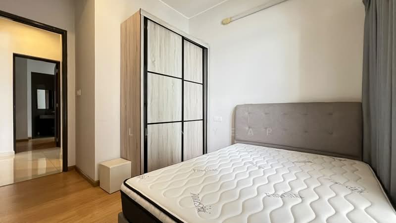 Kondominium untuk Disewa di Bay Laurel @ Country Garden Danga Bay - Ellen Yeap - Bedroom - PropertyGuru.com.my