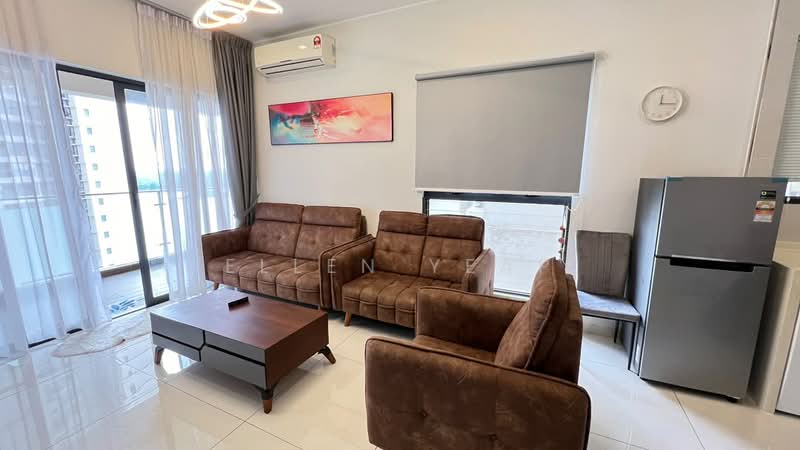 Kondominium untuk Disewa di Bay Laurel @ Country Garden Danga Bay - Ellen Yeap - Living Room - PropertyGuru.com.my