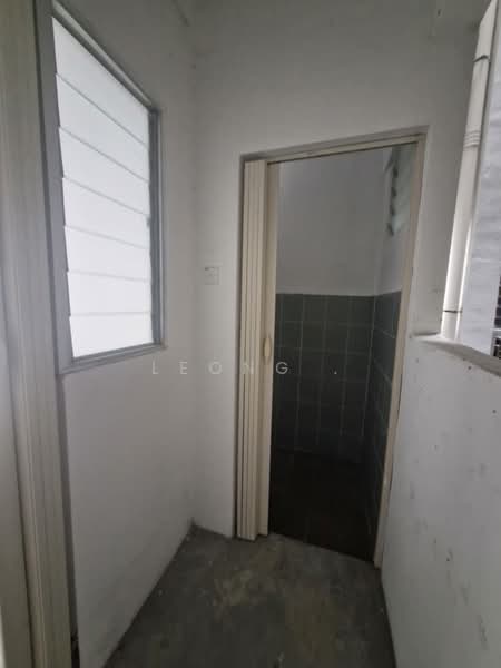 Pangsapuri untuk Dijual di Taman Ria - Leong . - Interior - PropertyGuru.com.my